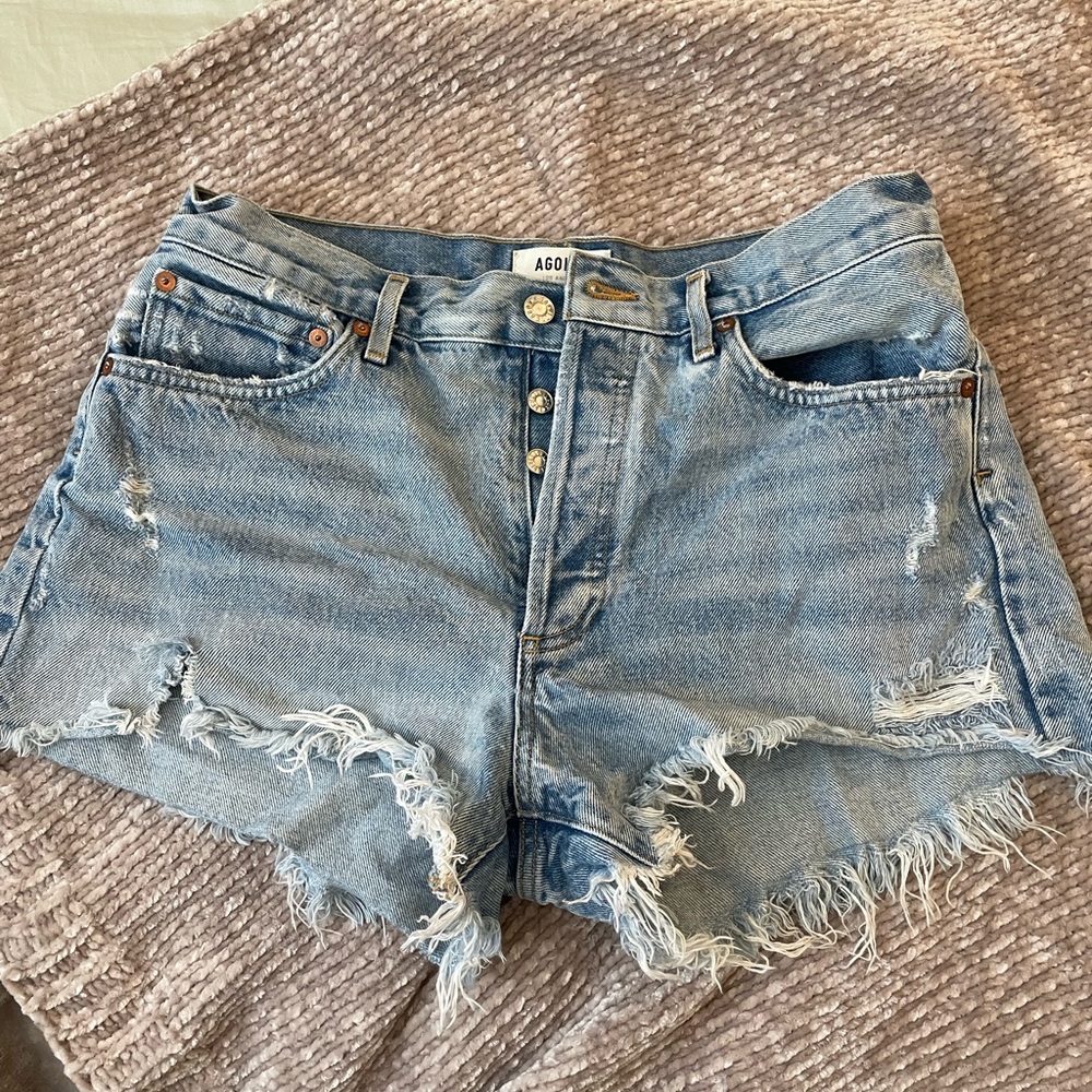 AGOLDE distressed jean shorts